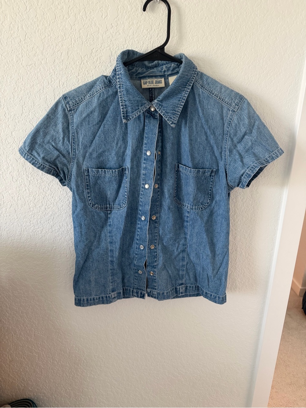 Vintage GAP Short Sleeve Denim Button-Up Shirt in Blue